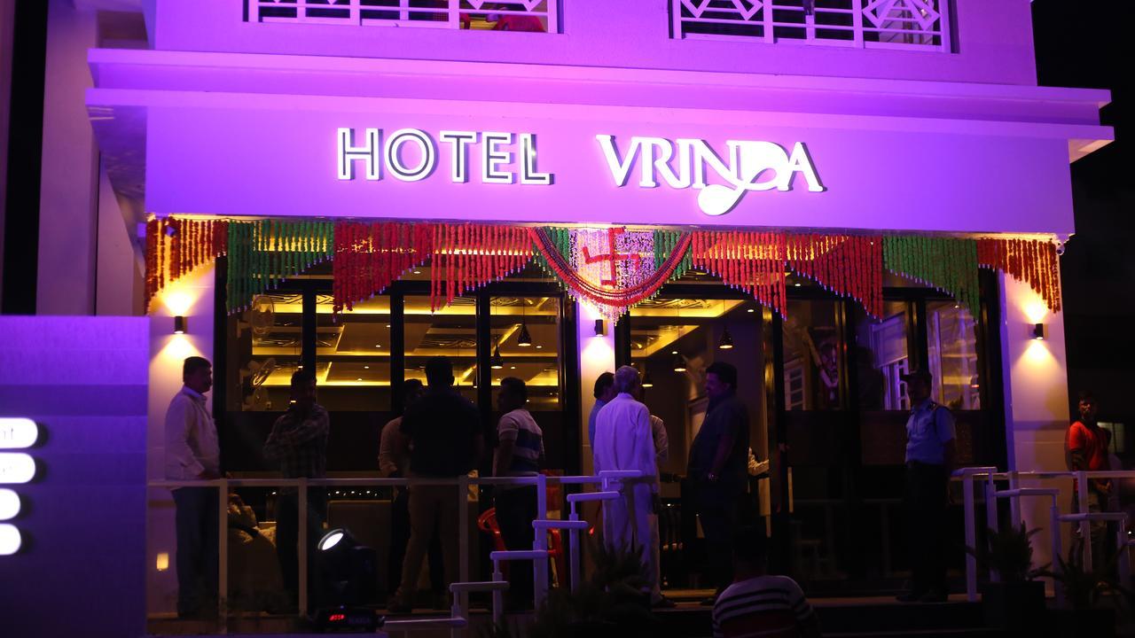 Hotel Vrinda Latur Экстерьер фото